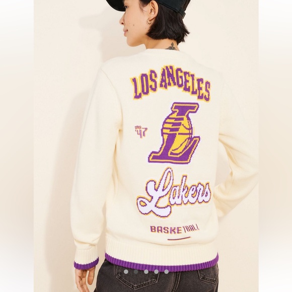The Wild Collective Sweaters - The Wild Collective Cream and Purple Los Angeles Lakers Sports Graphic Sweater
